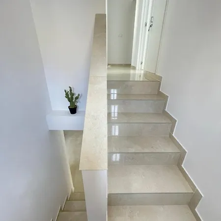 아파트 Casa Drapa 아데제